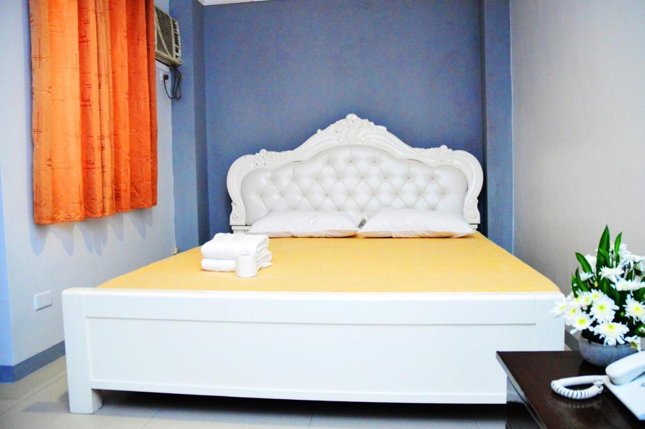 Elti Condotel By Bluebookers Анхелес Екстериор снимка