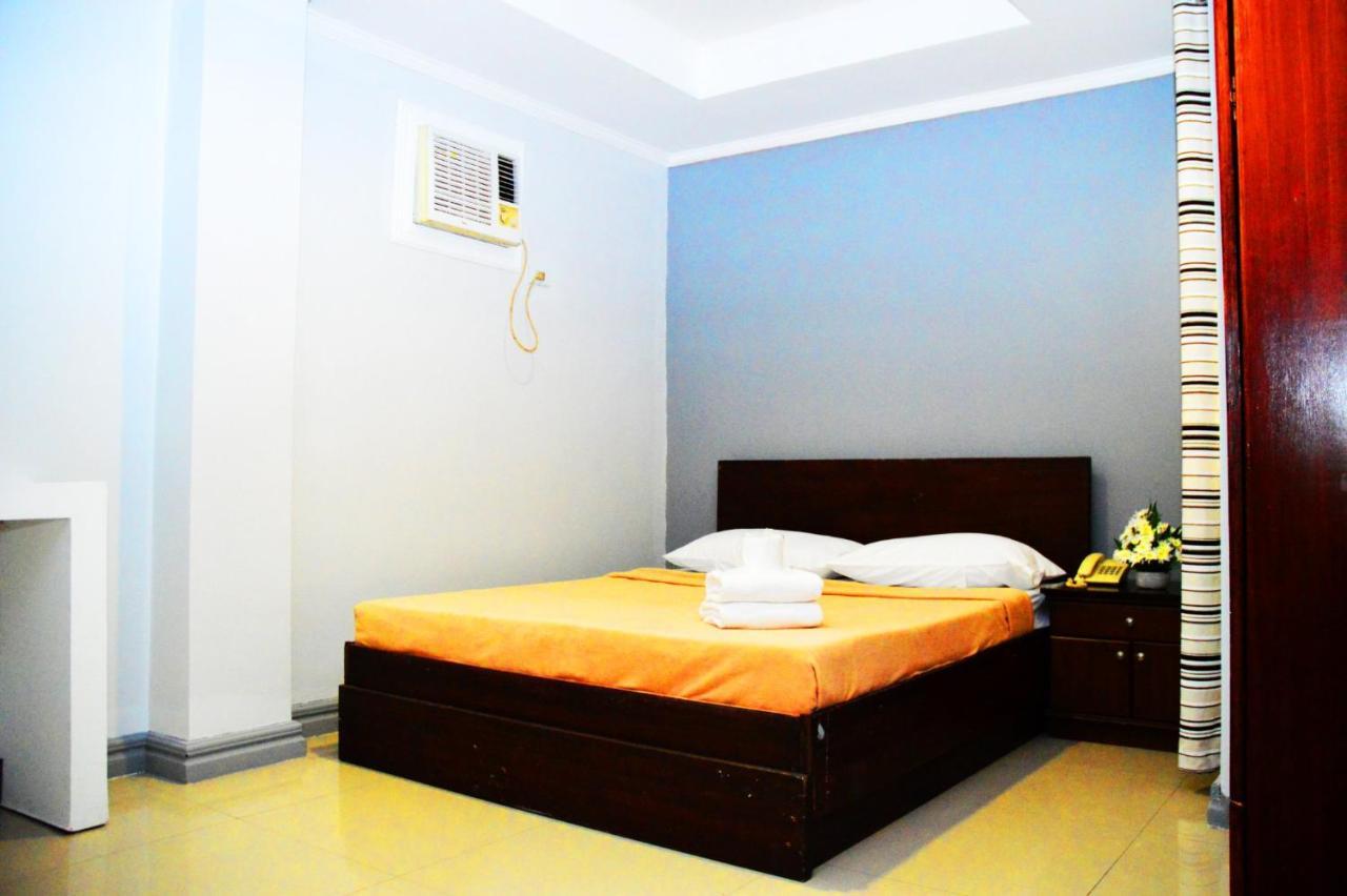 Elti Condotel By Bluebookers Анхелес Екстериор снимка
